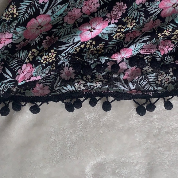 🌺 3/$15 💃🏽 Aeropostale Romper in XL - Picture 4 of 9